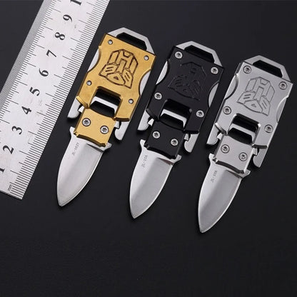 Compact Knife Buckle: Safety on the Go